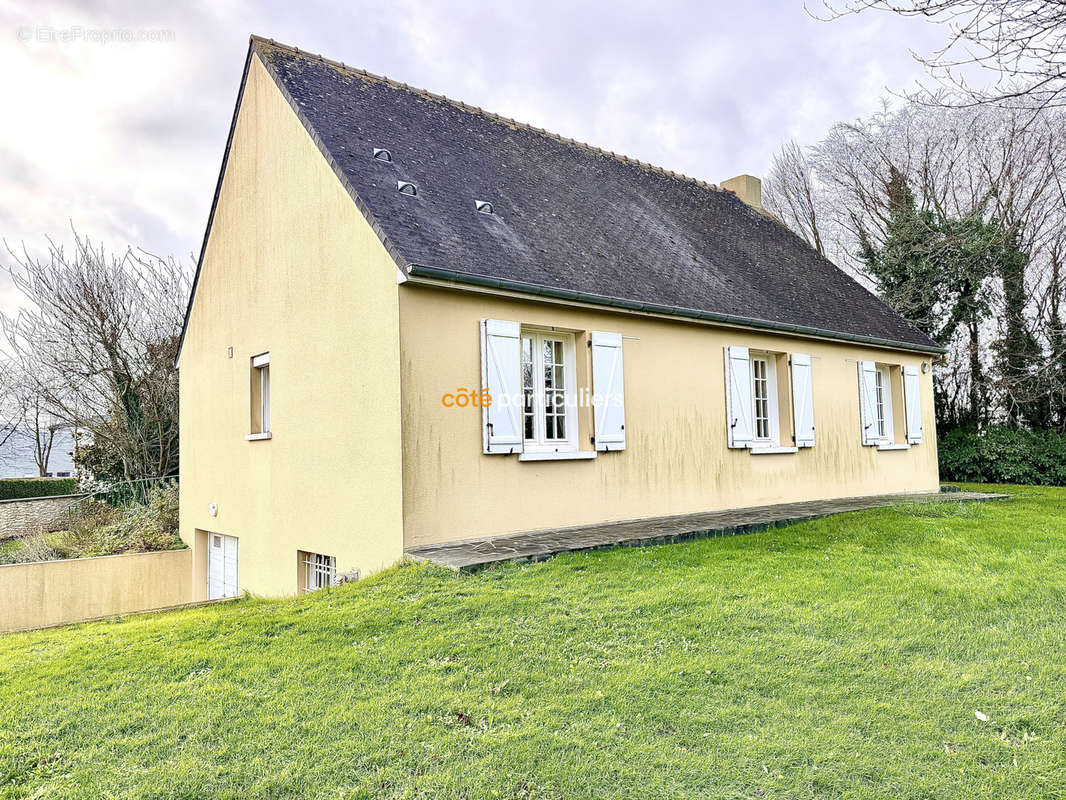 Maison à SAINT-SAUVEUR-LE-VICOMTE