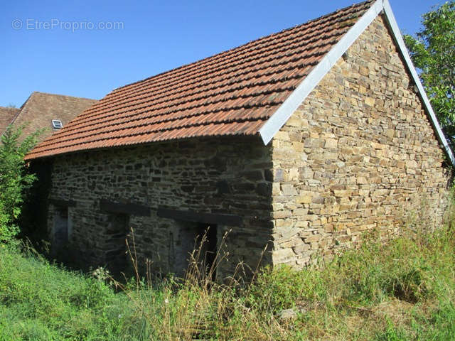 Maison à SAINT-YRIEIX-LA-PERCHE