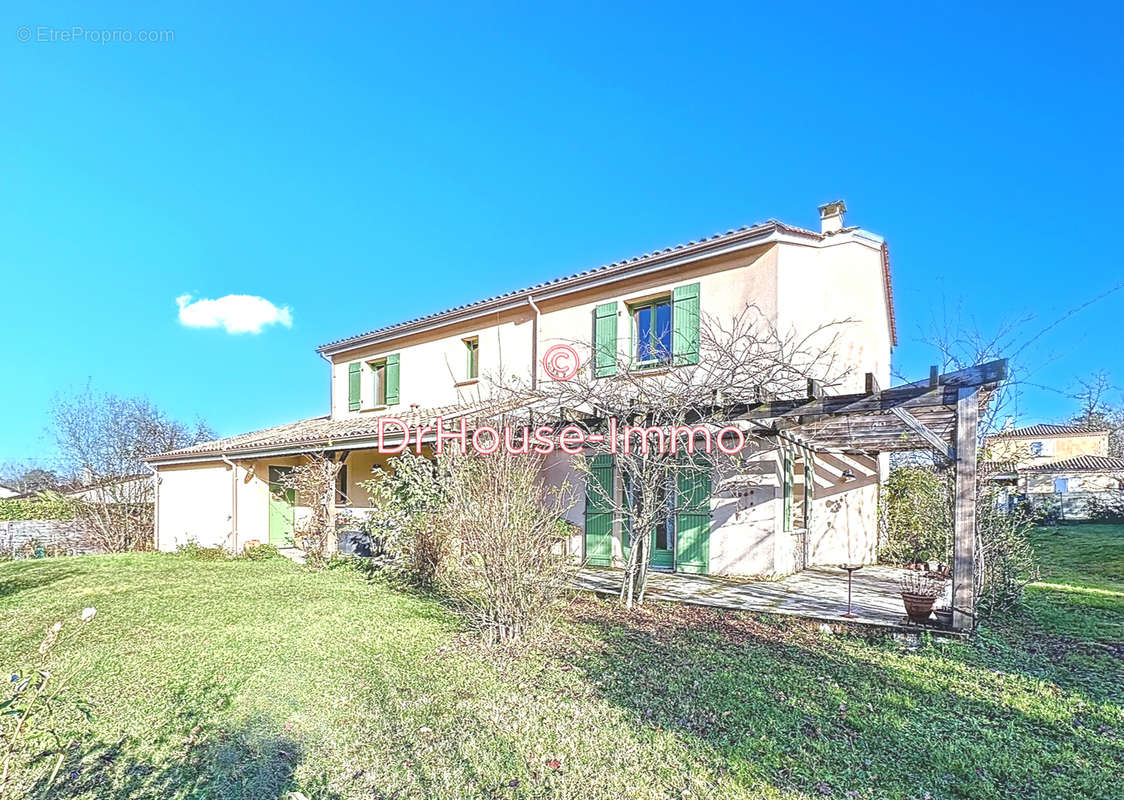 Maison à MARSAC-SUR-L&#039;ISLE