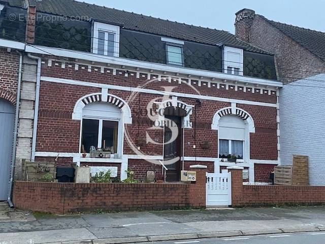 Maison à ABLAIN-SAINT-NAZAIRE