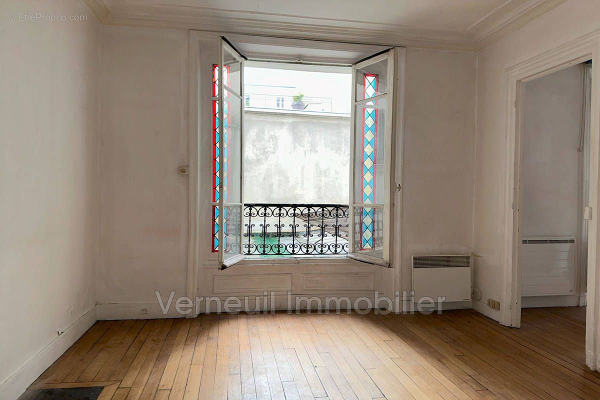 Appartement à PARIS-7E