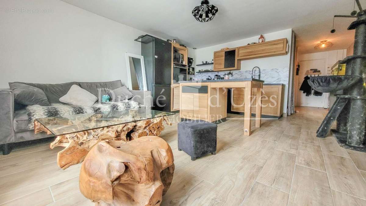 Appartement à UZES