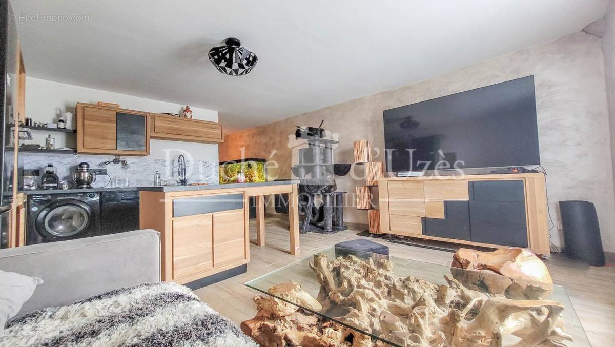 Appartement à UZES