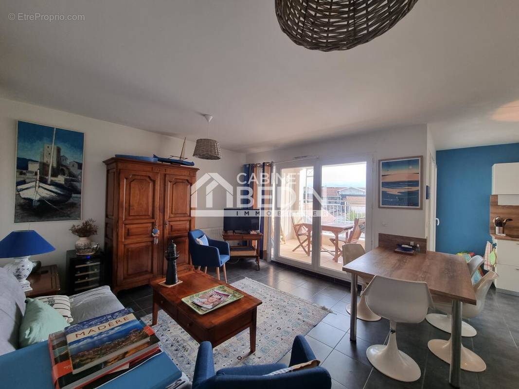 Appartement à ARES