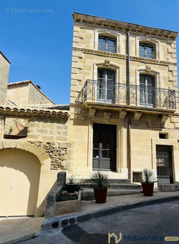 Maison à SAINT-QUENTIN-LA-POTERIE