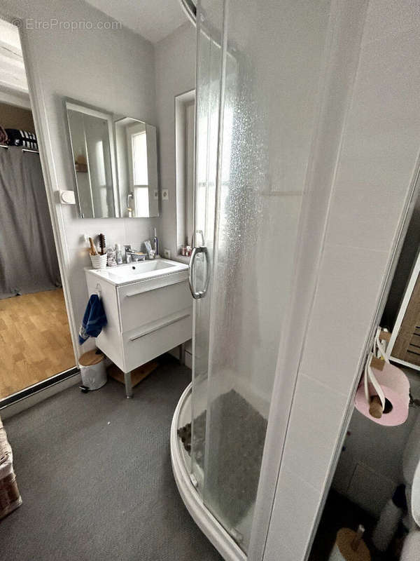 Appartement à AZAY-LE-RIDEAU