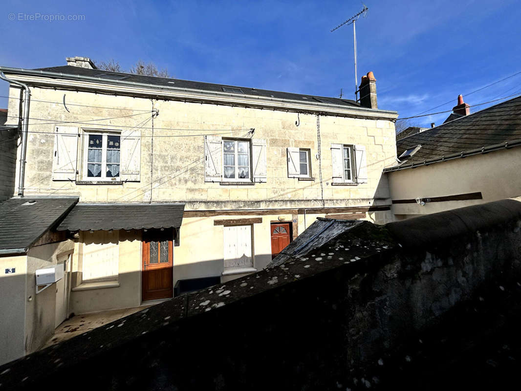 Appartement à AZAY-LE-RIDEAU