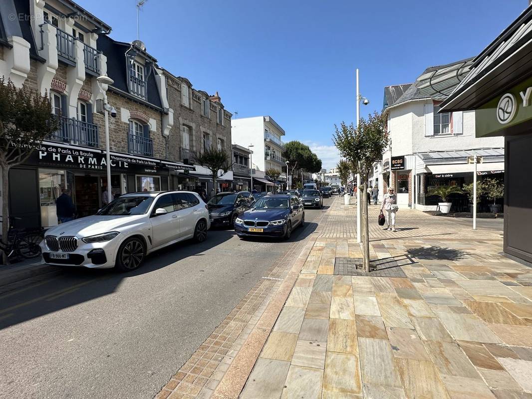 Commerce à LA BAULE-ESCOUBLAC