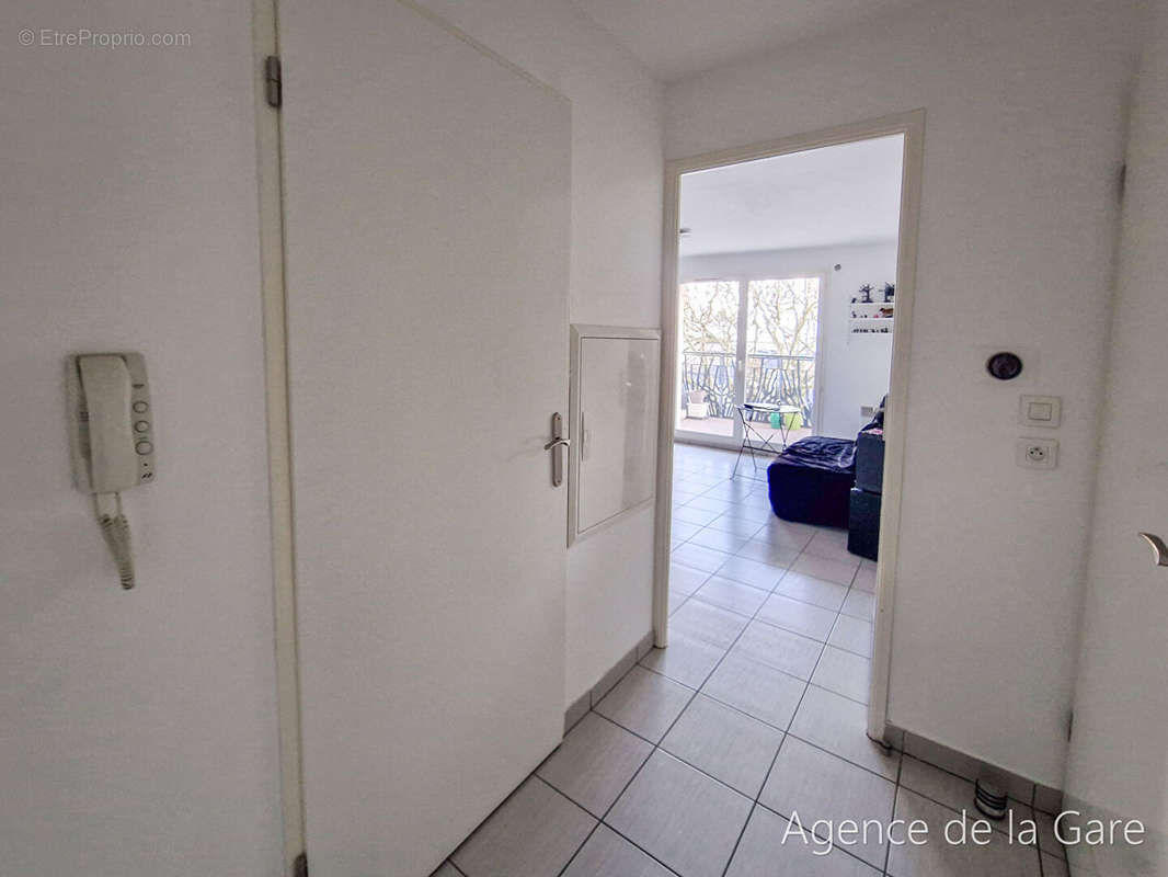 Appartement à SARTROUVILLE