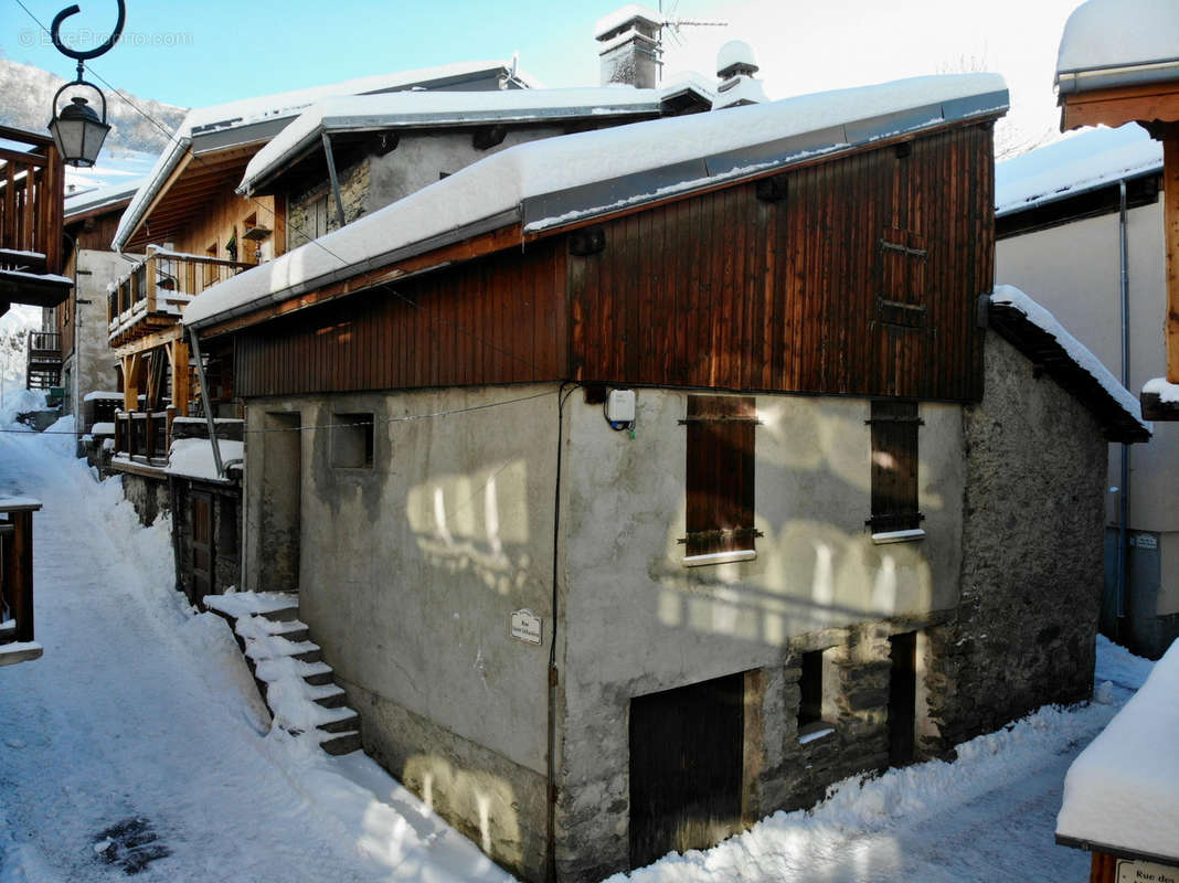 Maison à SAINT-MARTIN-DE-BELLEVILLE