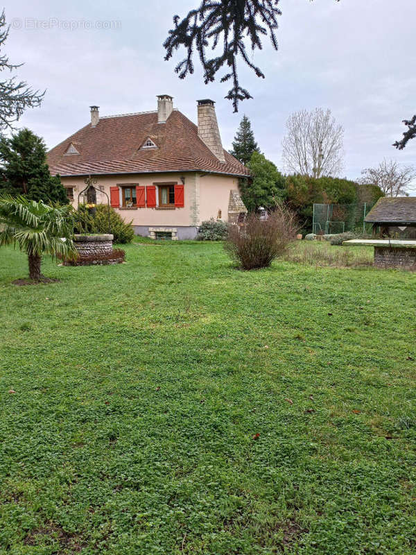 Maison à SAINT-MARTIN-D&#039;ABBAT