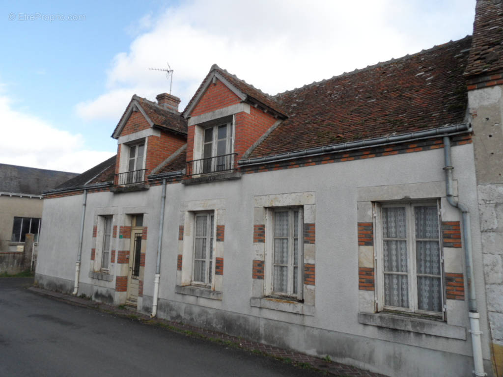 Maison à LION-EN-SULLIAS