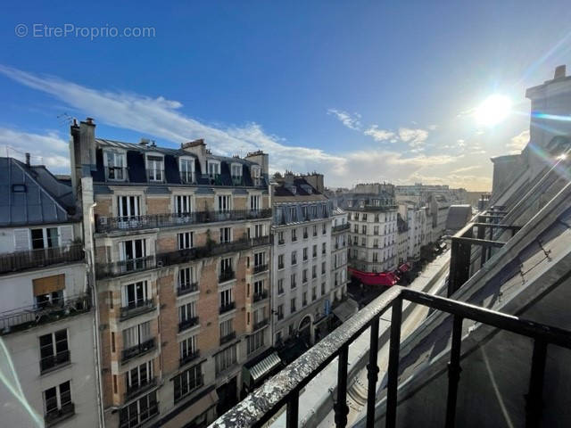 Appartement à PARIS-10E