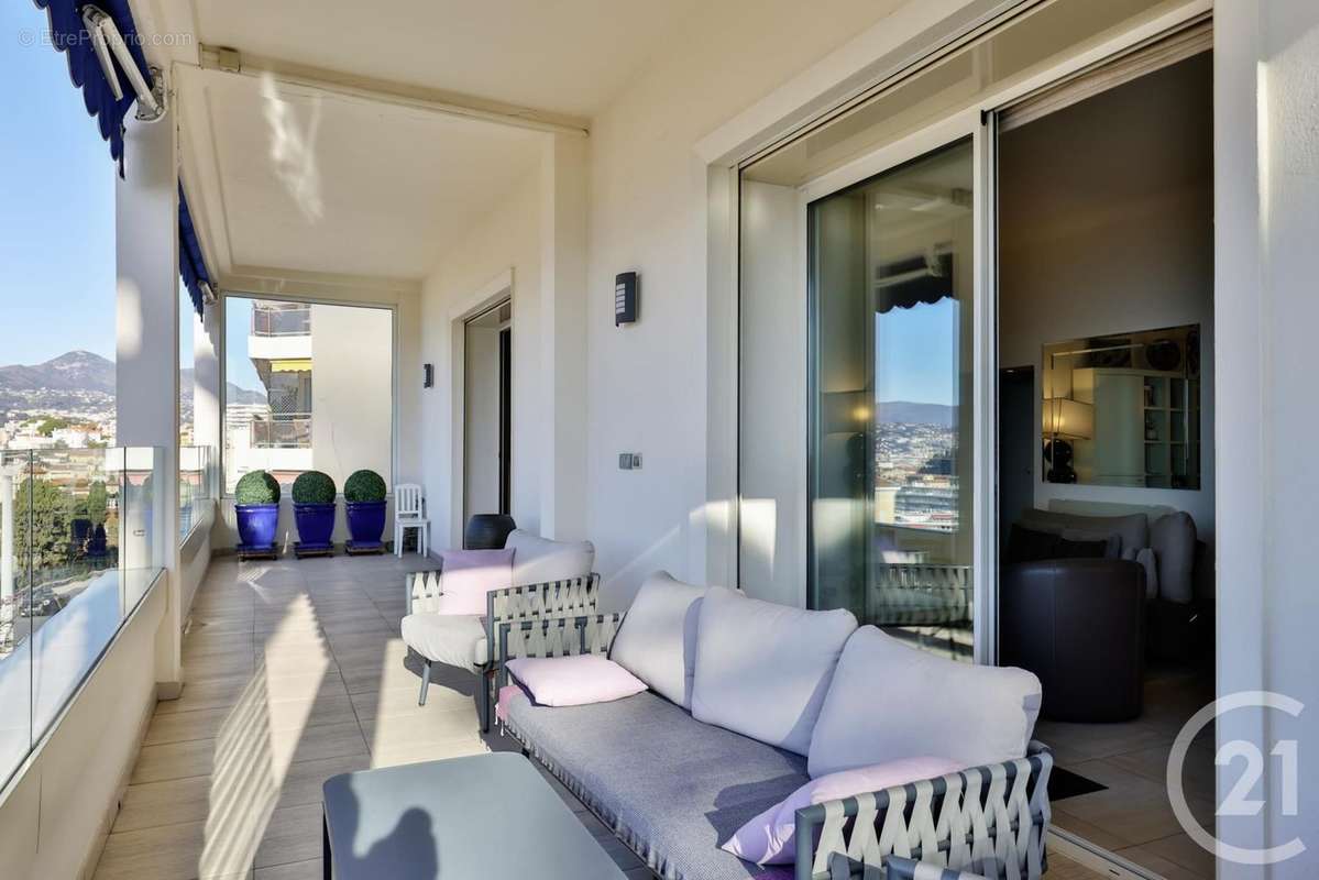 Appartement à NICE