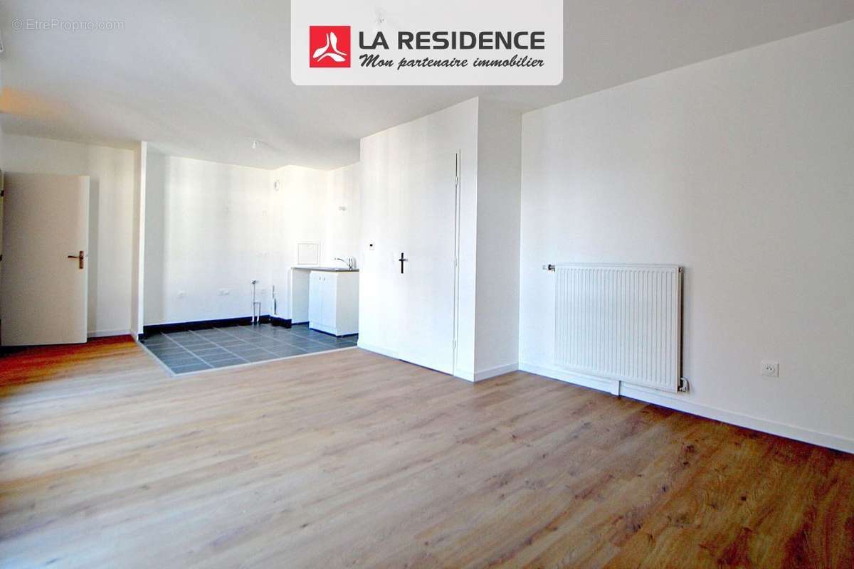 Appartement à VERNEUIL-SUR-SEINE