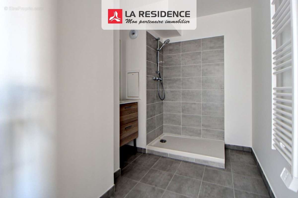 Appartement à VERNEUIL-SUR-SEINE