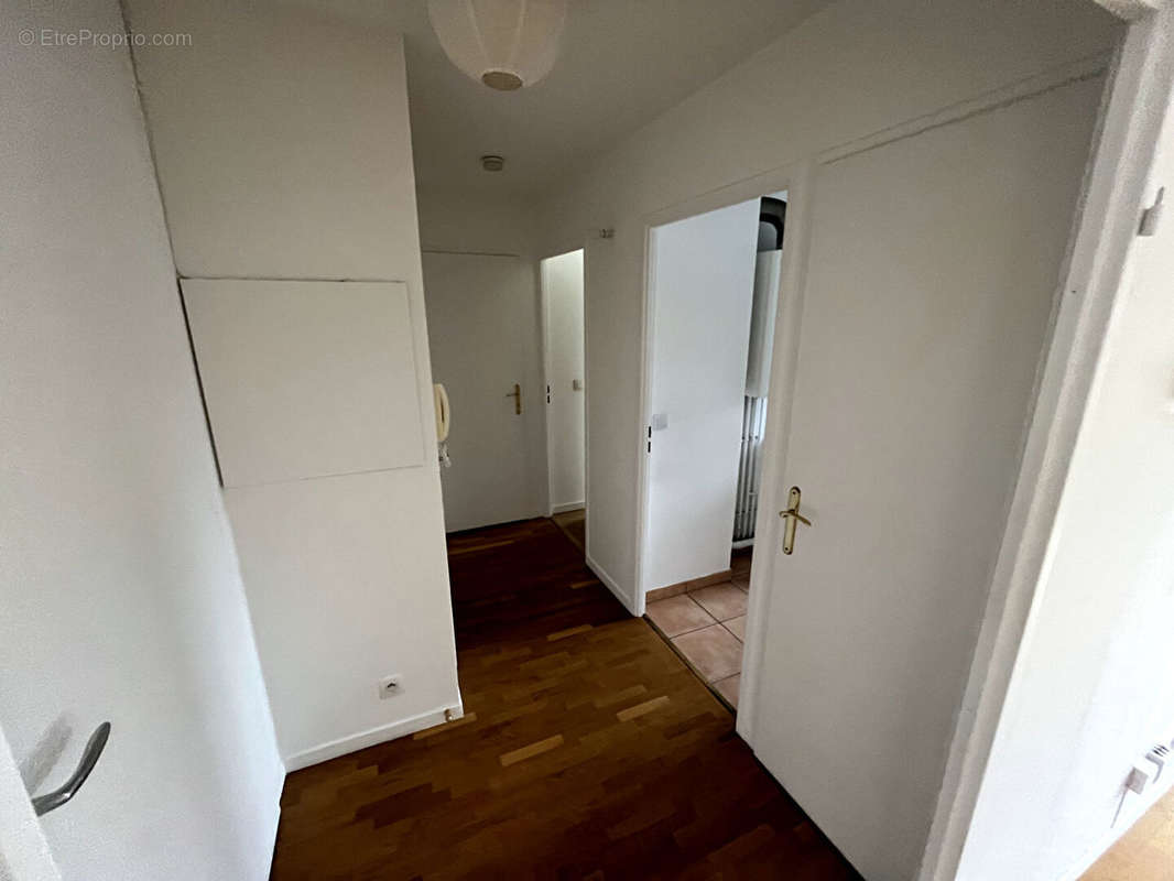 Appartement à MONTIGNY-LE-BRETONNEUX