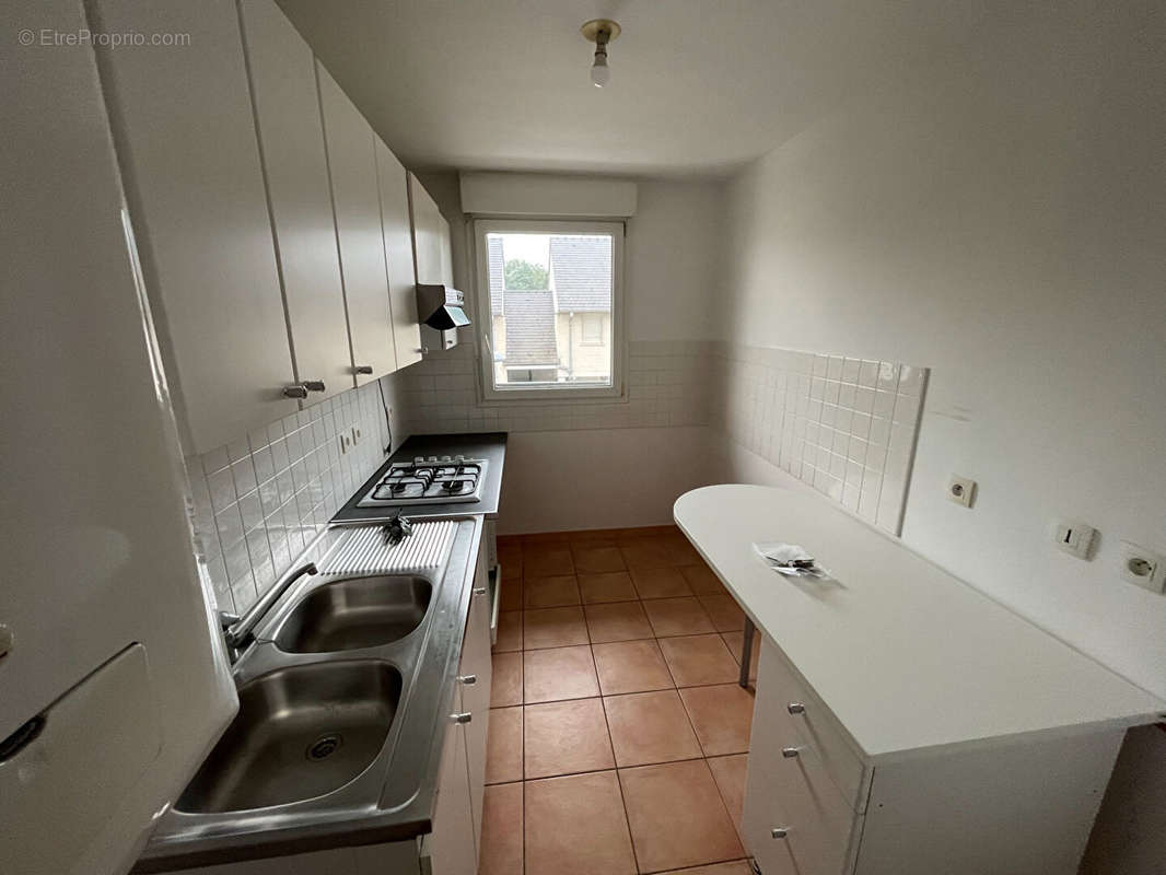 Appartement à MONTIGNY-LE-BRETONNEUX