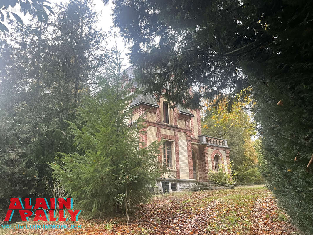 Maison à CLOYES-SUR-LE-LOIR