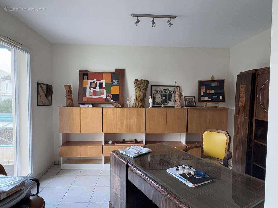 Appartement à COGNAC