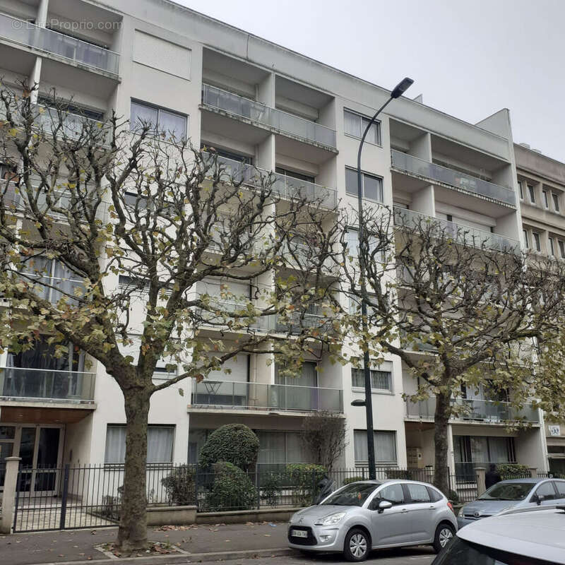 Appartement à LE RAINCY