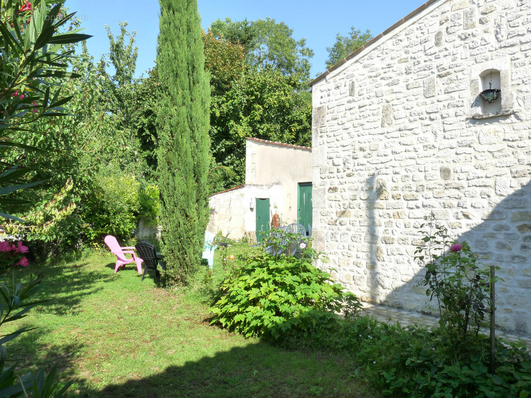 Maison à TAILLEBOURG