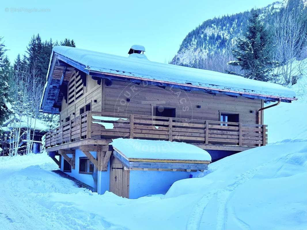 Maison à LA CLUSAZ