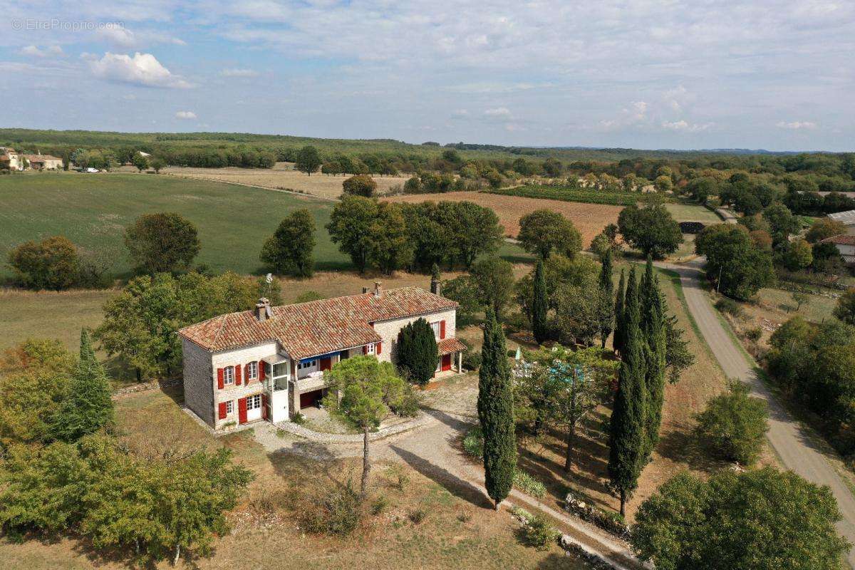 Maison à SAINT-ANTONIN-NOBLE-VAL