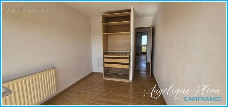 Appartement à ELANCOURT