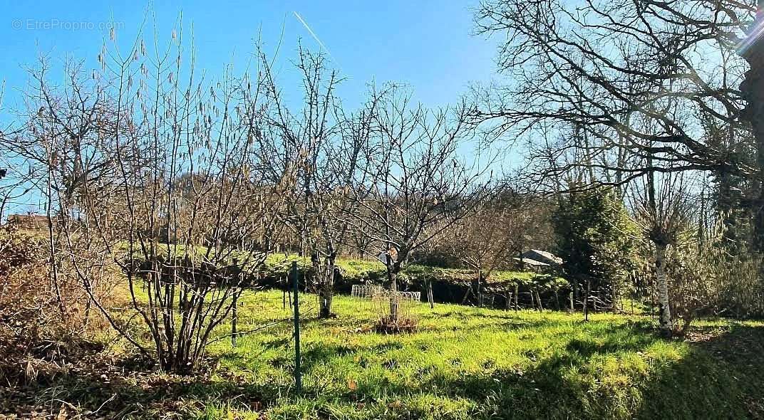 Appartement à CORGNAC-SUR-L&#039;ISLE