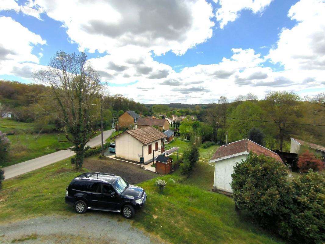 Appartement à CORGNAC-SUR-L&#039;ISLE