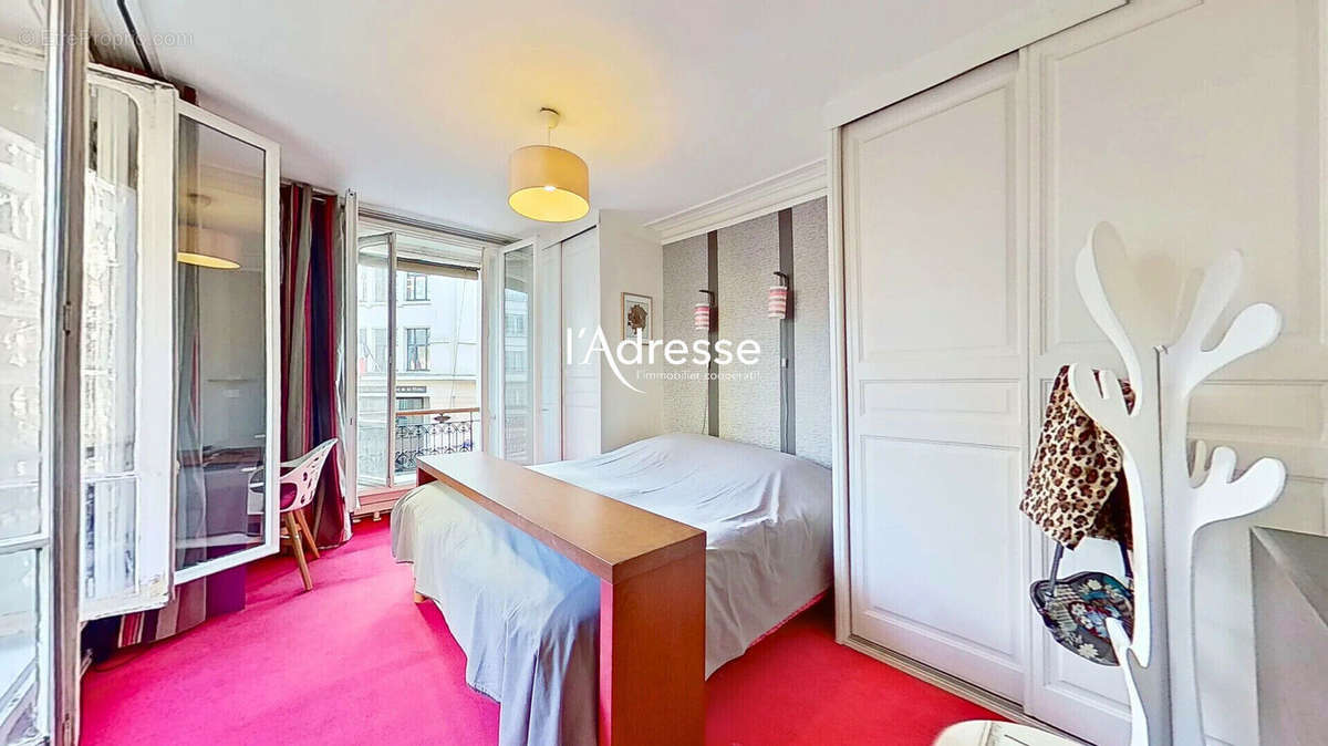 Appartement à PARIS-15E