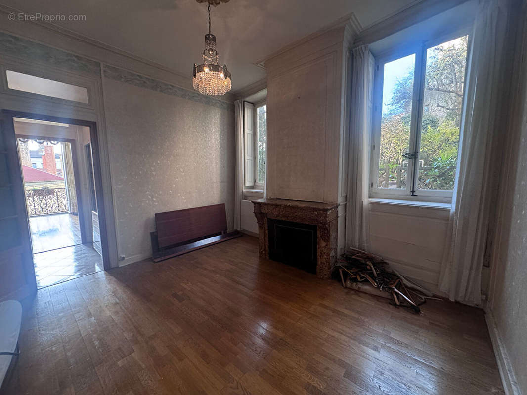 Appartement à LYON-1E