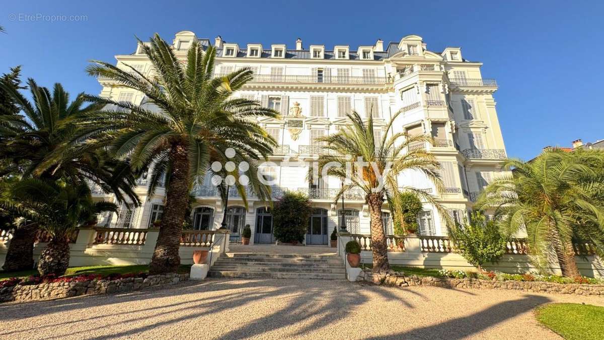 Appartement à CANNES