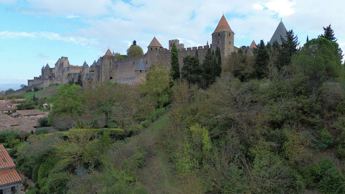 Terrain à CARCASSONNE