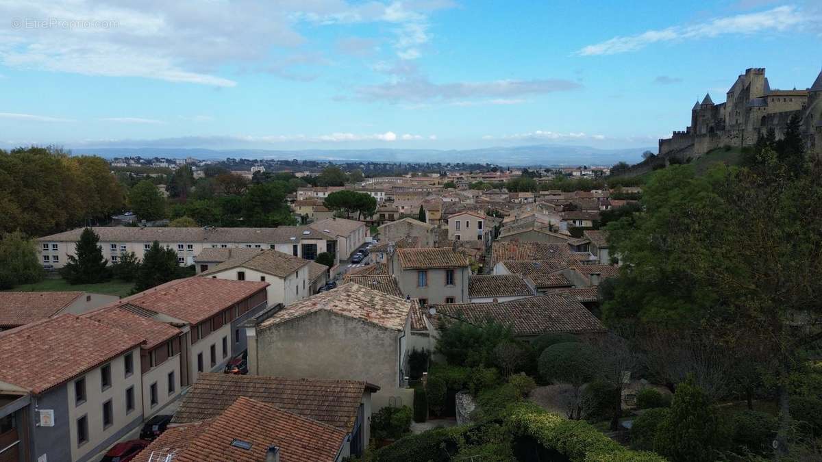 Terrain à CARCASSONNE