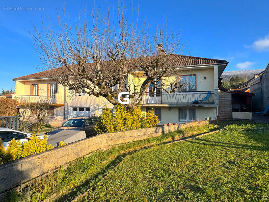 Maison à OYONNAX