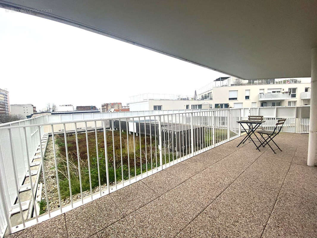 Appartement à GENNEVILLIERS