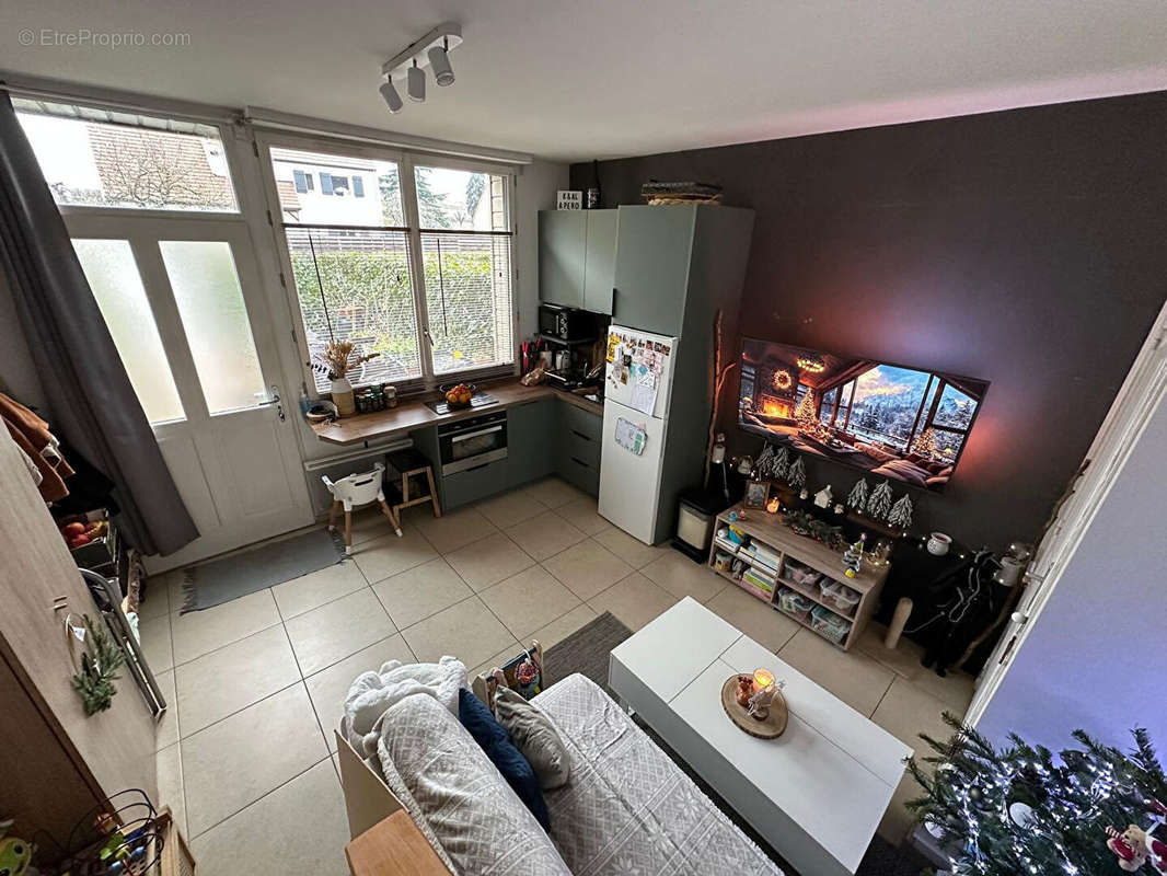 Appartement à ROSNY-SUR-SEINE