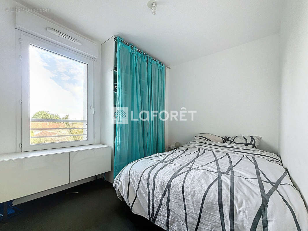 Appartement à VERT-SAINT-DENIS