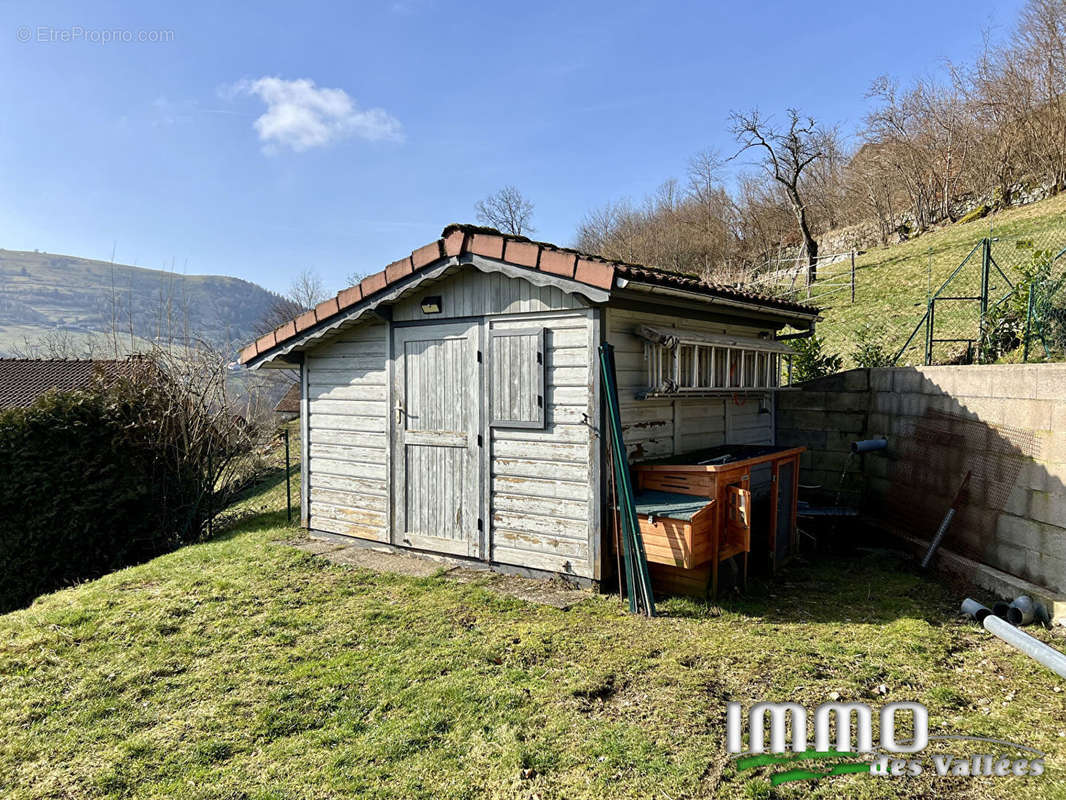 Maison à LA BRESSE