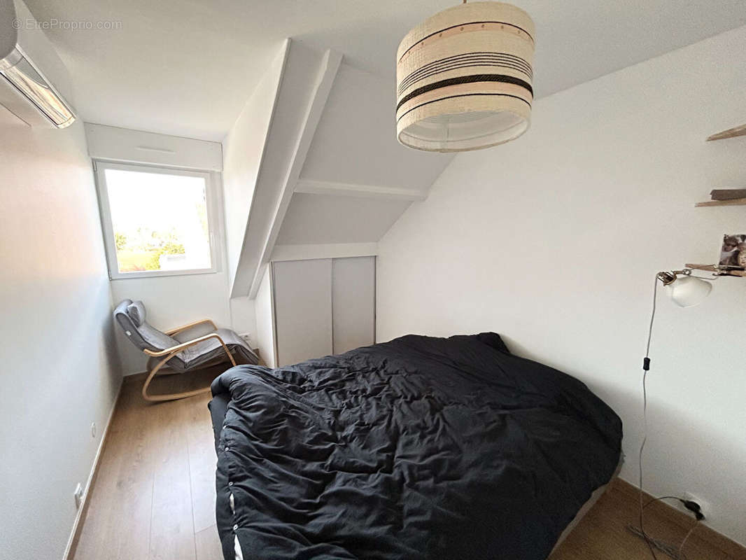 Appartement à SARTROUVILLE