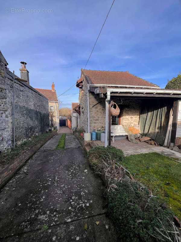 Maison à BOURAY-SUR-JUINE