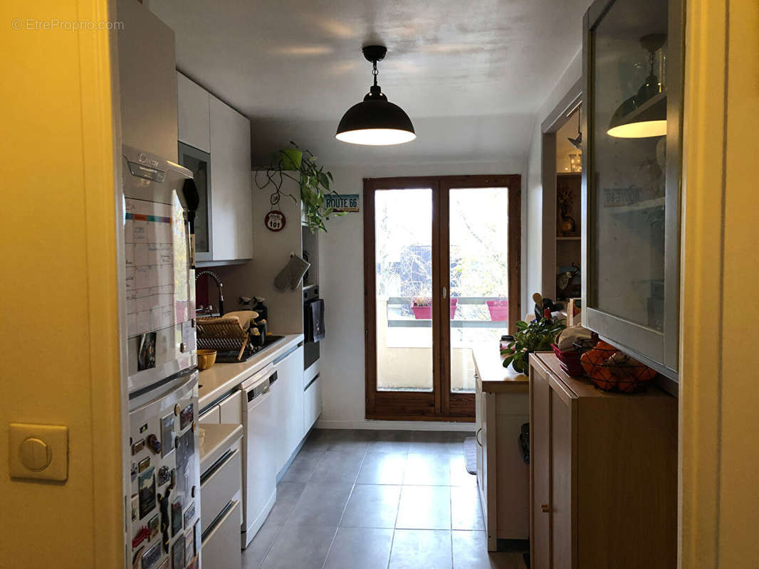 Appartement à BUC