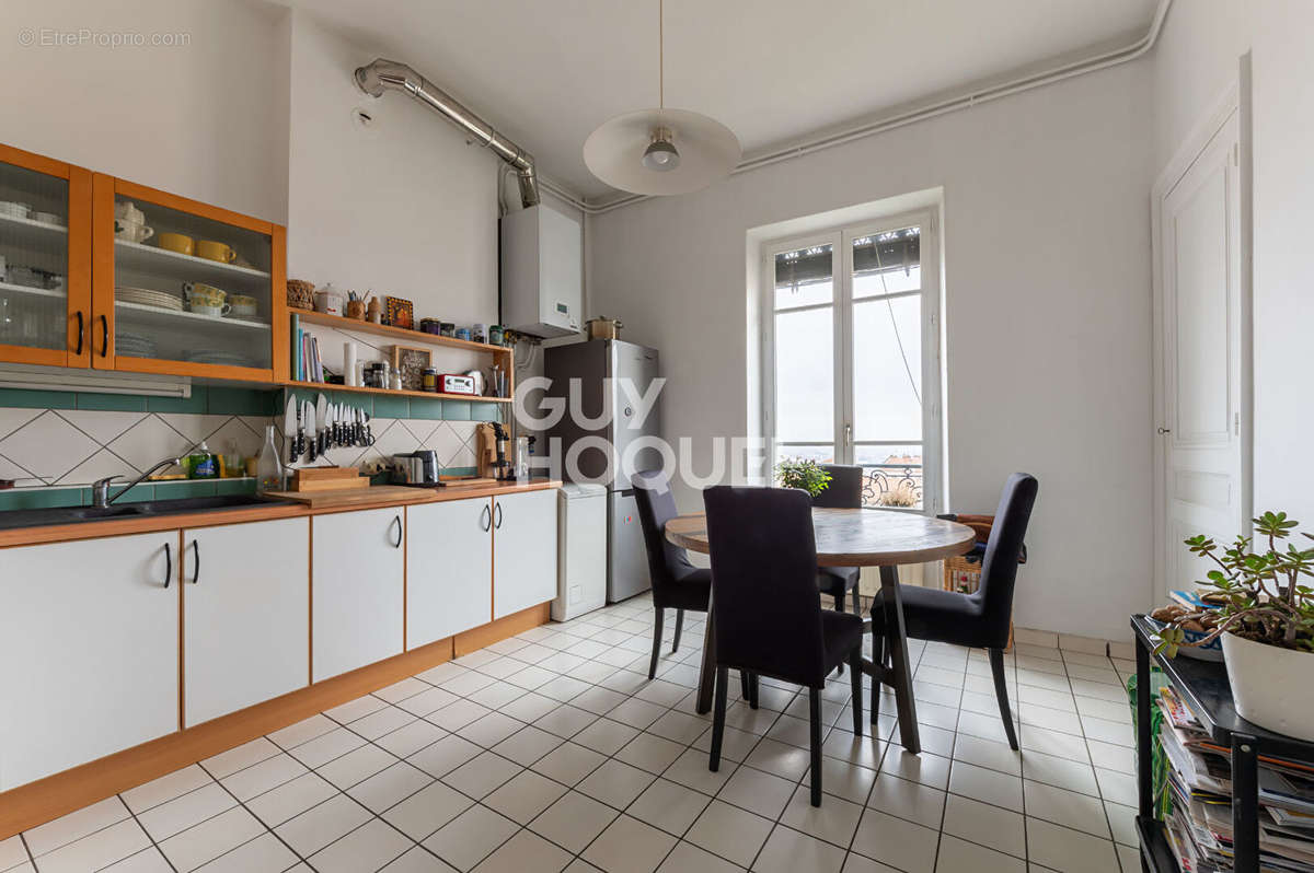 Appartement à LYON-1E