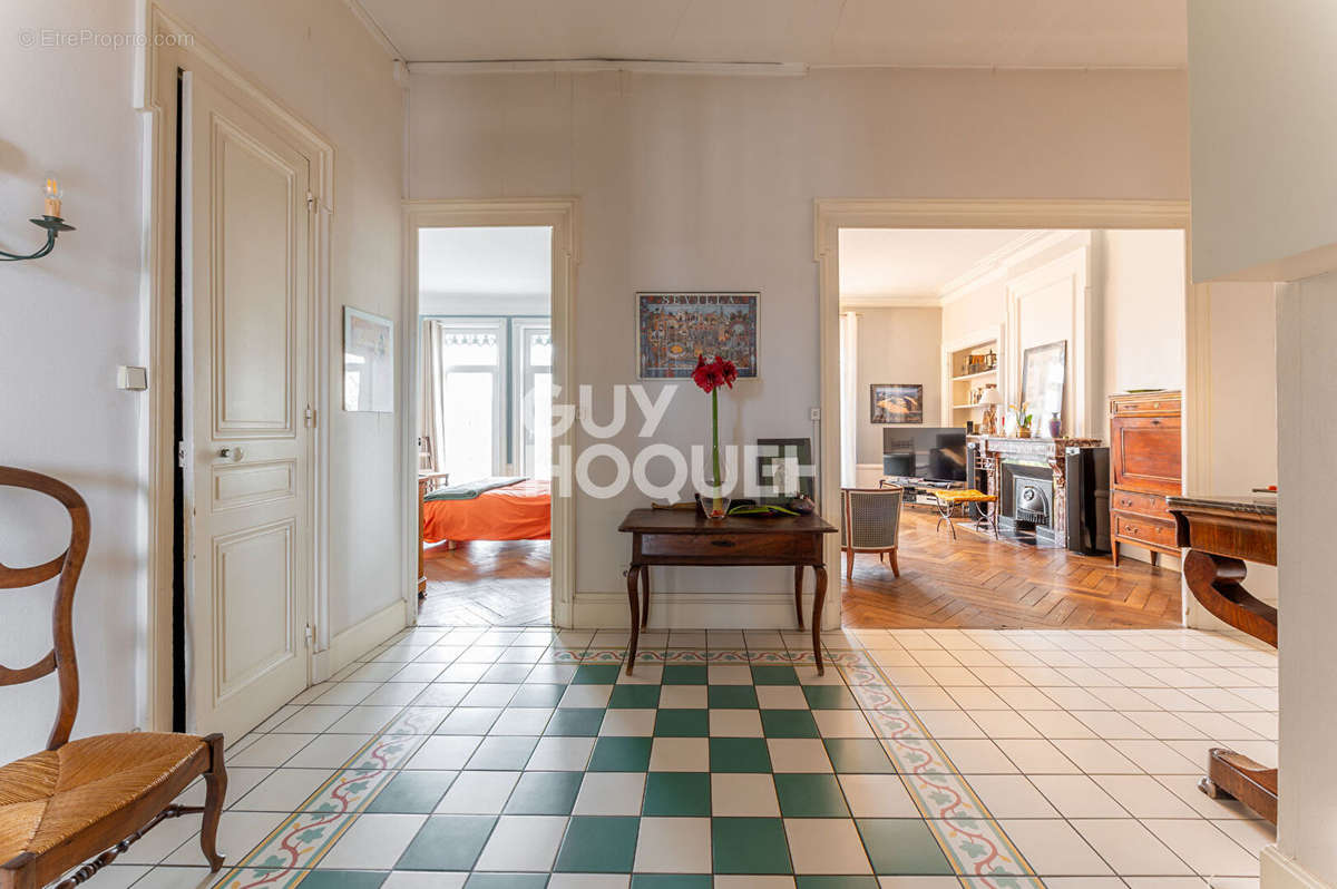 Appartement à LYON-1E