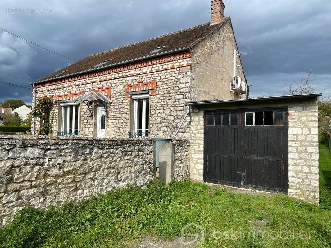 Maison à NEMOURS