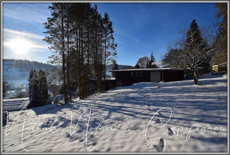 Maison à LE THILLOT