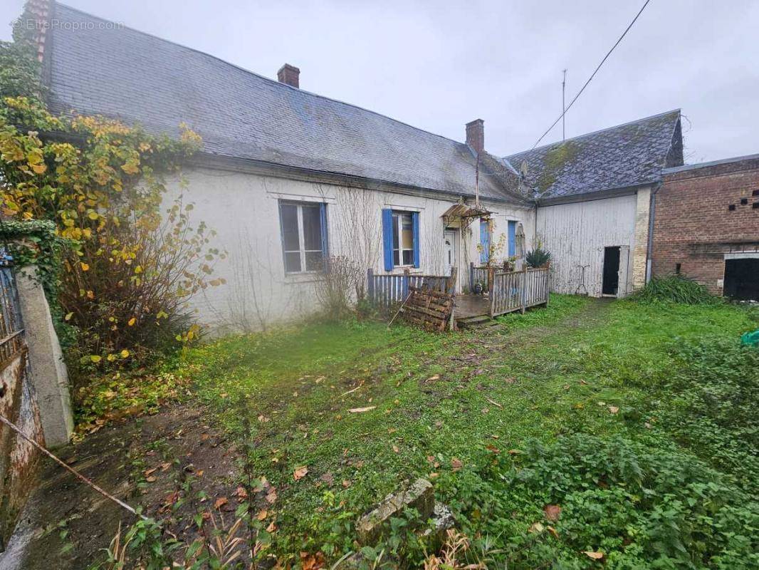 Maison à MACQUIGNY