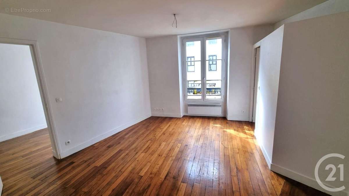 Appartement à PARIS-2E